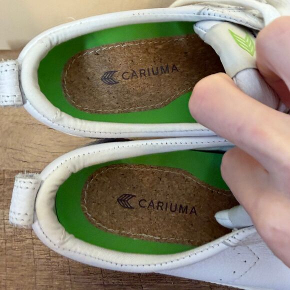 Cariuma White Premium Leather OCA Low Sneakers Shoes Womens size 7 - Picture 6 of 7